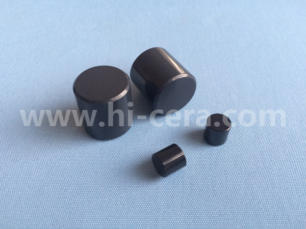 Silicon nitride roller